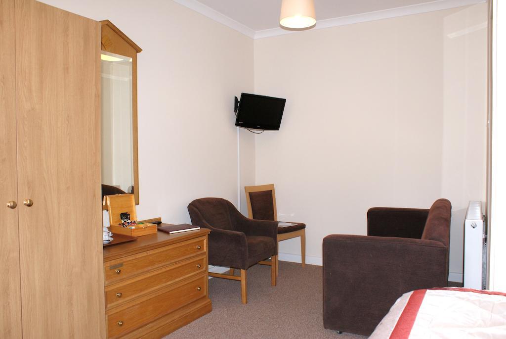 The Hawkenbury Bed and Breakfast Staplehurst Δωμάτιο φωτογραφία